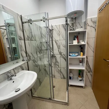 Emerald 2 Apartamento Orikum